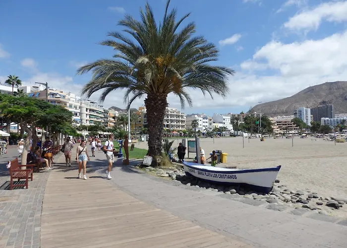 Summerland Ocean View Apartament *