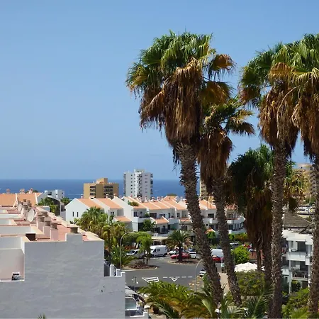 Summerland Ocean View Апартаменты Арона